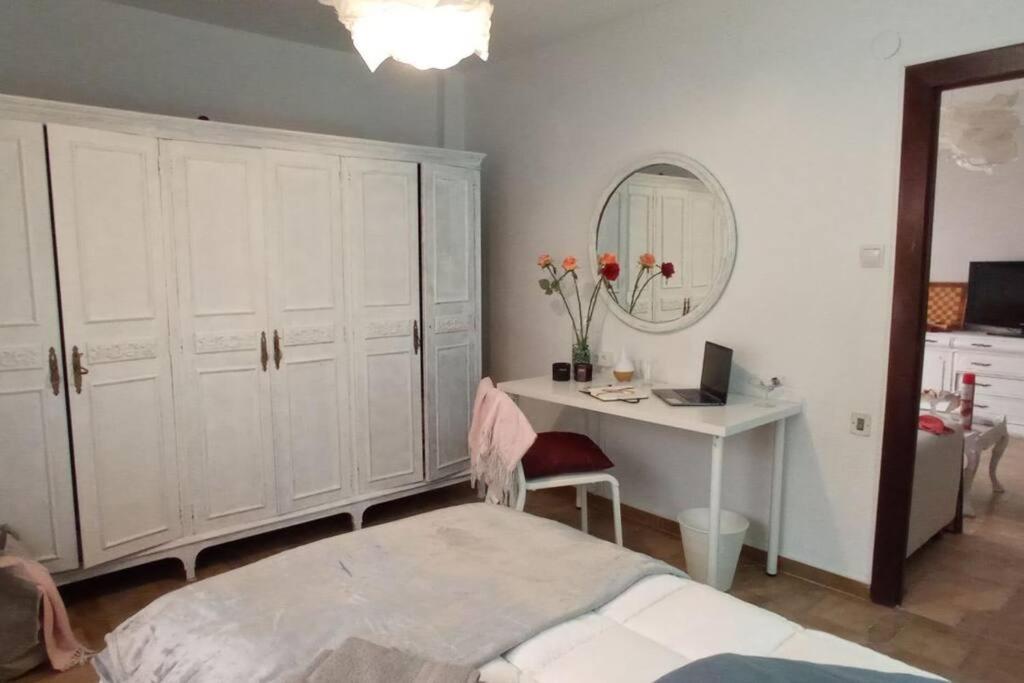 Apartamento En Centro De Apartamento *